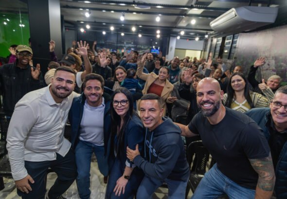 Felipe Sanches expande base na Grande São Paulo em encontro com Gerson Pessoa e Rogério Lins
