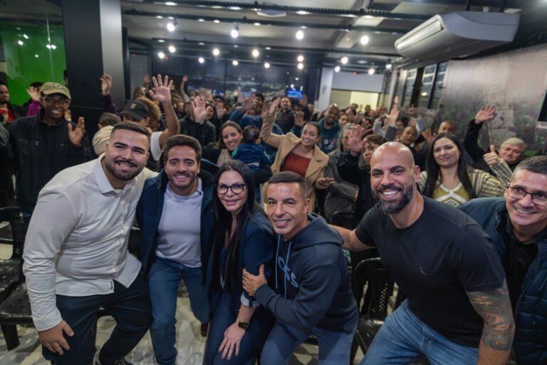 Felipe Sanches expande base na Grande São Paulo em encontro com Gerson Pessoa e Rogério Lins
