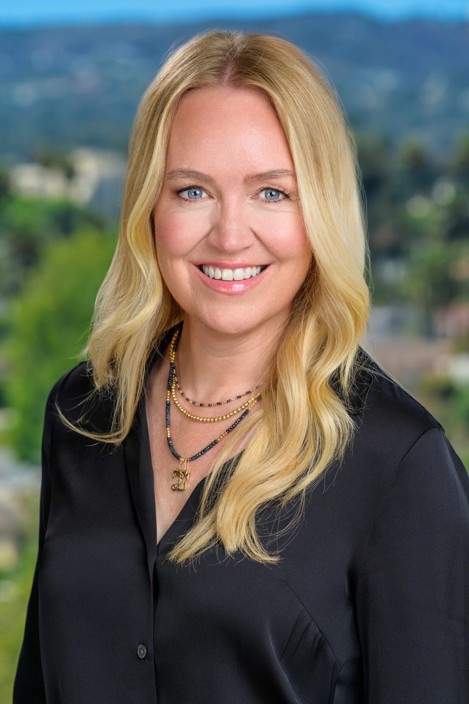 Lynette Howell Taylor