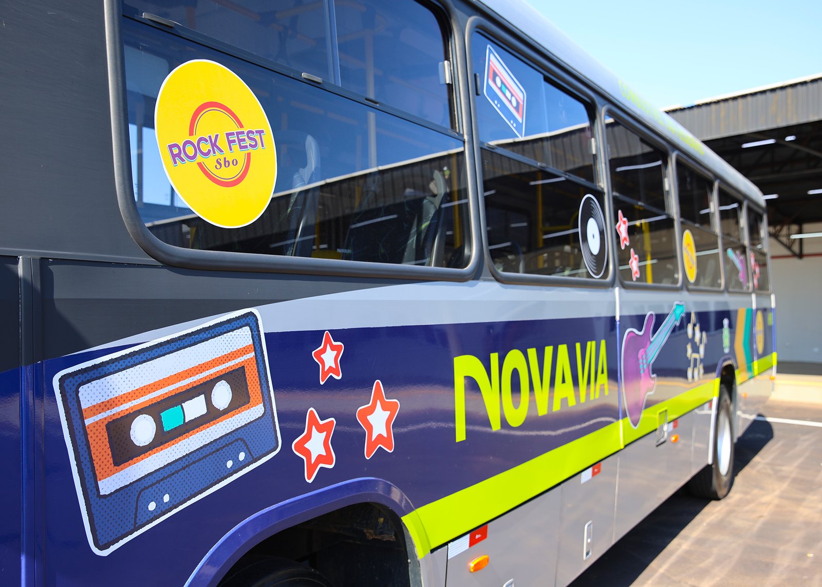 ÔNIBUS ROCK FEST (2)