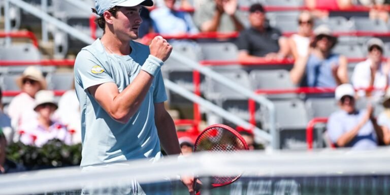 João Fonseca supera Tsitsipas na estreia do Masters 1000 de