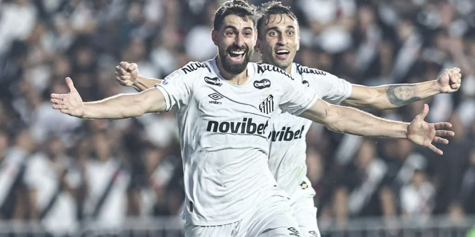 Santos desencanta no 2º tempo e atropela o Vasco pelo