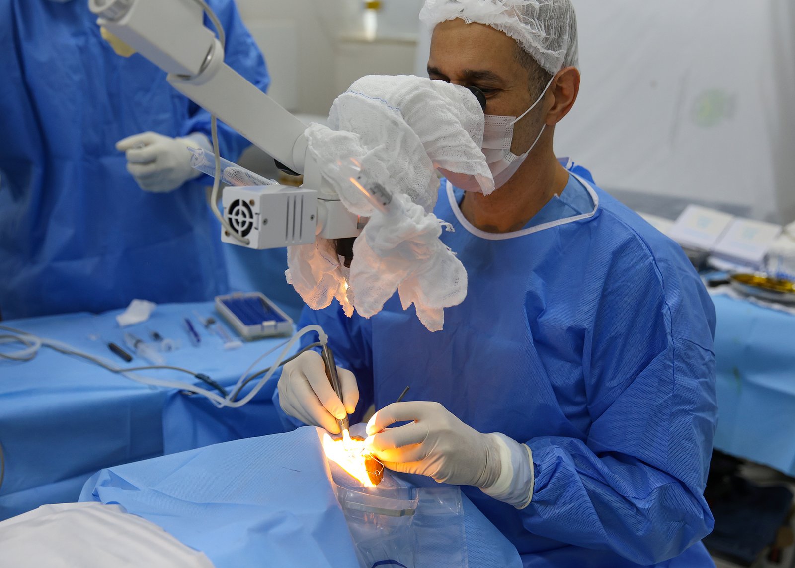 CIRURGIA DE CATARATA