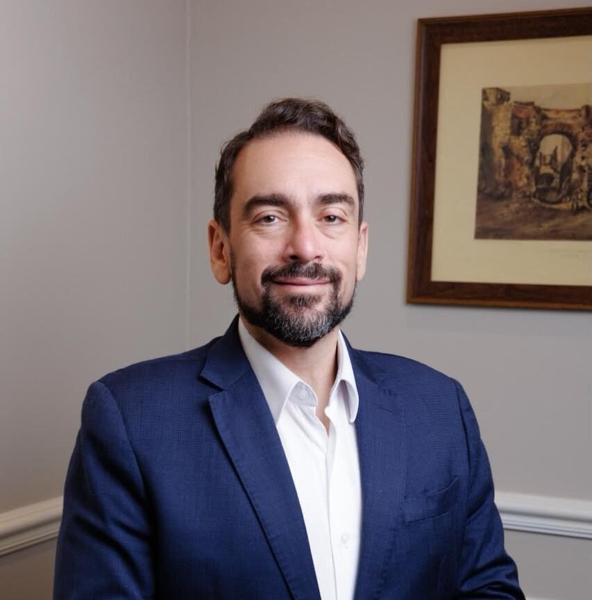 Dr Fernando Capano (2)