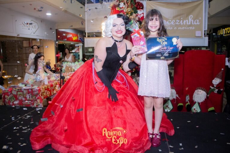 Marisol Comelato (8 anos), vencedora do 1° lugar do concurso de desenho da categoria infanto juvenil da última edição