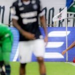 Flamengo supera Remo em Belém e vira líder provisório do