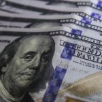 Dólar sobe 0,76% e fecha a R$ 5,39 impulsionado por