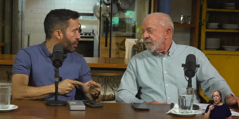 Lula participa de live do exército e estimula ida de