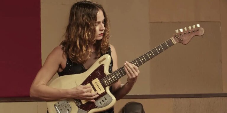 duelo-de-guitarras-gabi-terra-02-credito-divulgacao-tv-brasil.jpg