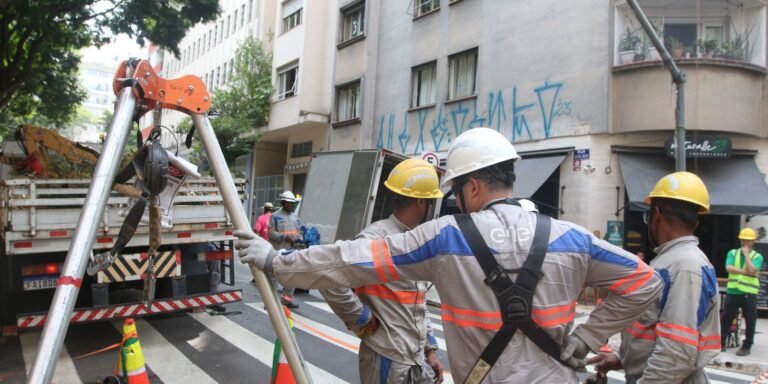Procon de São Paulo multa Enel por falhas no fornecimento