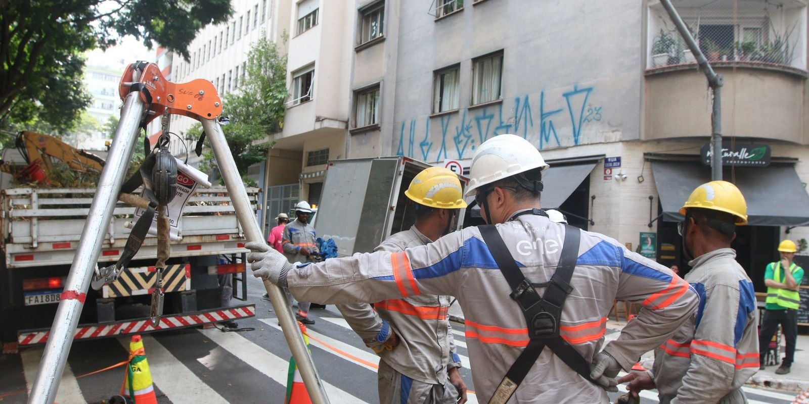 Procon de São Paulo multa Enel por falhas no fornecimento