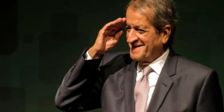 Partido de Flávio, PL reconhece vitória de Lula nas eleições