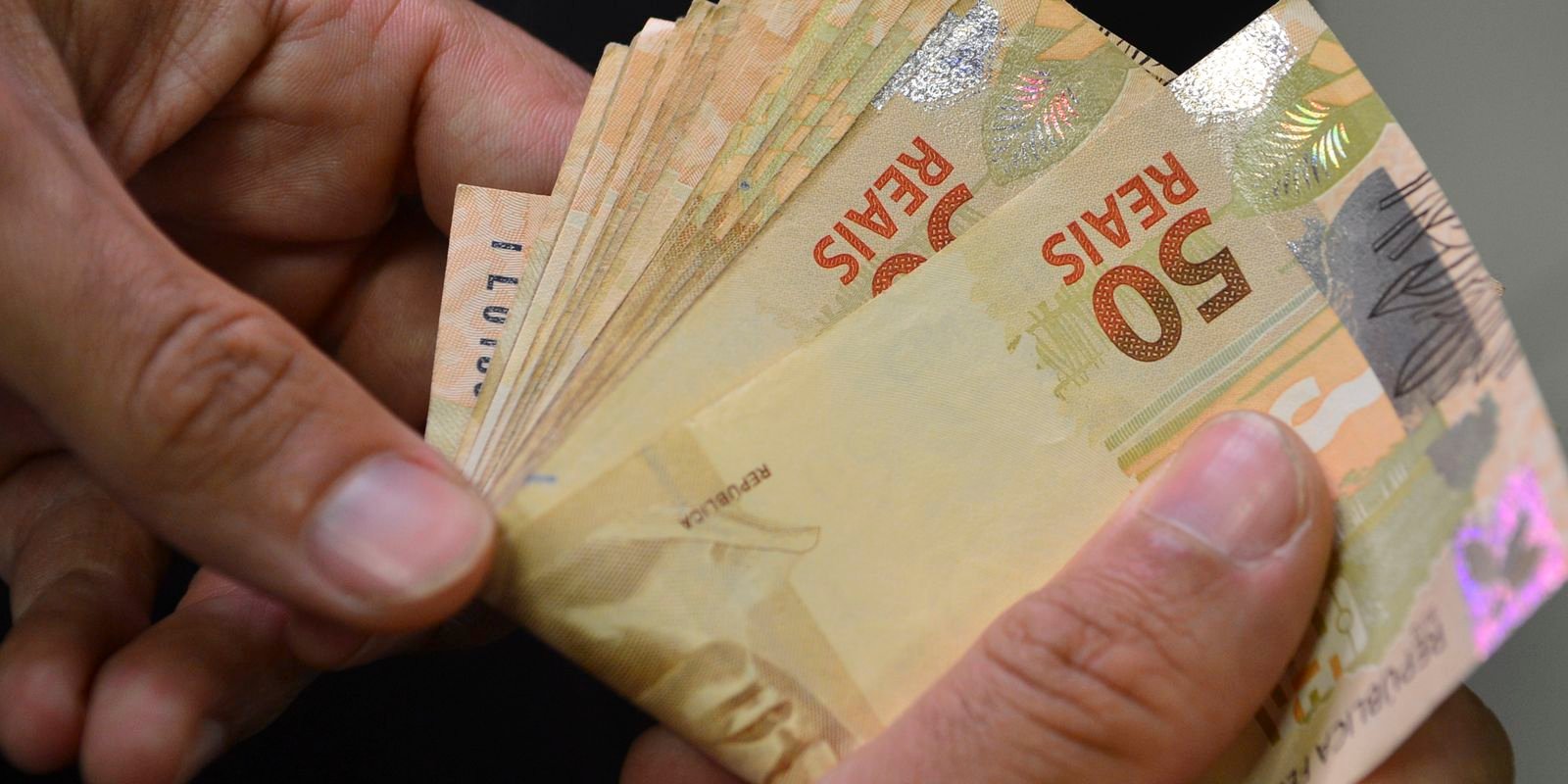 Número de superendividados no Brasil cresce 75% em cinco anos,
