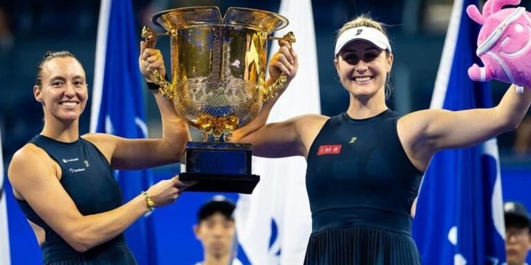Dupla de Stefani fatura WTA 1000 de Pequim, o 5º